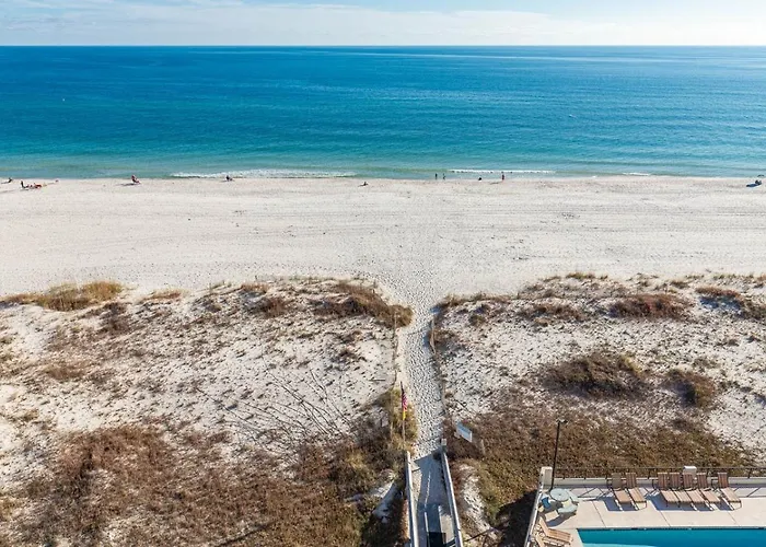 Apartment Island Winds East 804